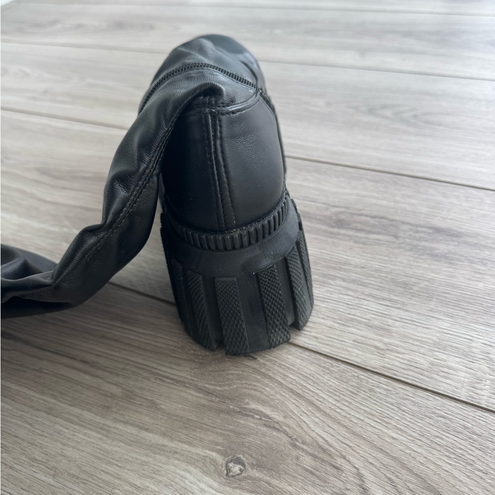 Letar Black Stretch Boots - Picture 11 of 13